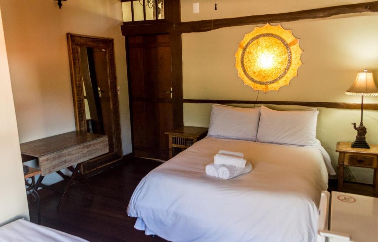 Triple Suite Mountain View Air Conditioning